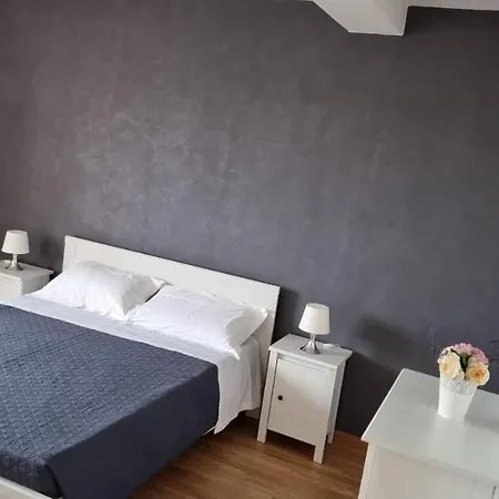 Balcone Fiorito Guest house Matera